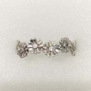 Pandora “Sparkling Daisy Flower Crown” Ring
